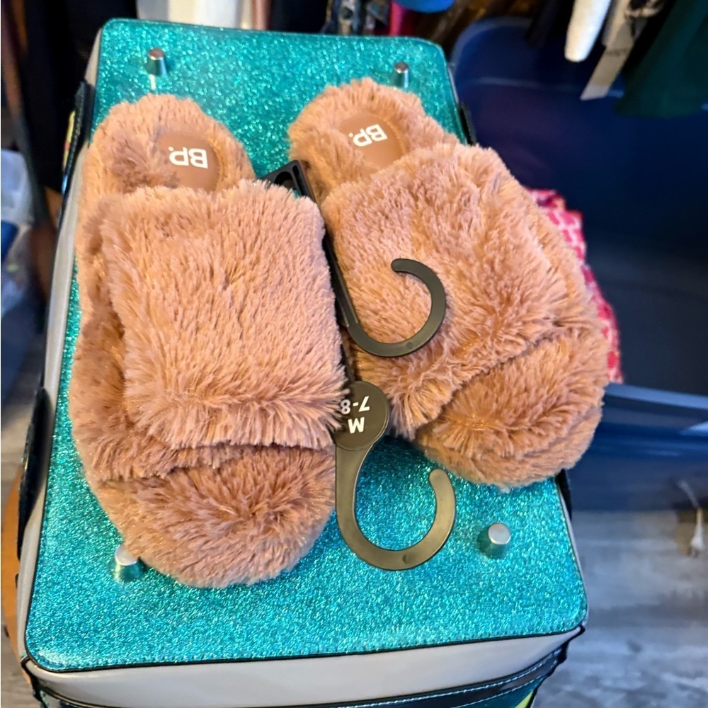 BP Fuzzy Brown Slippers